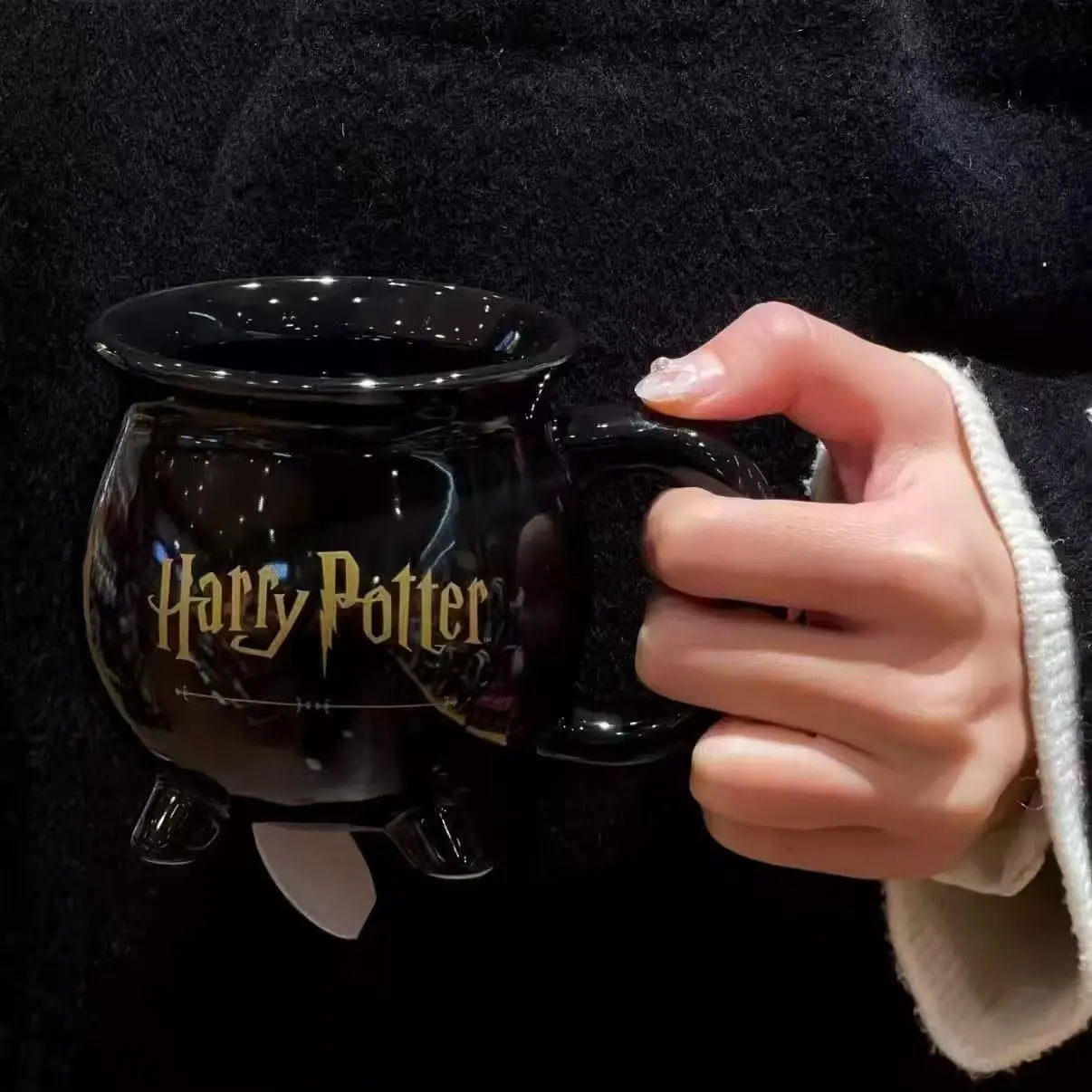 Tasse Chaudron Harry Potter Noire et Dorée – Image 7