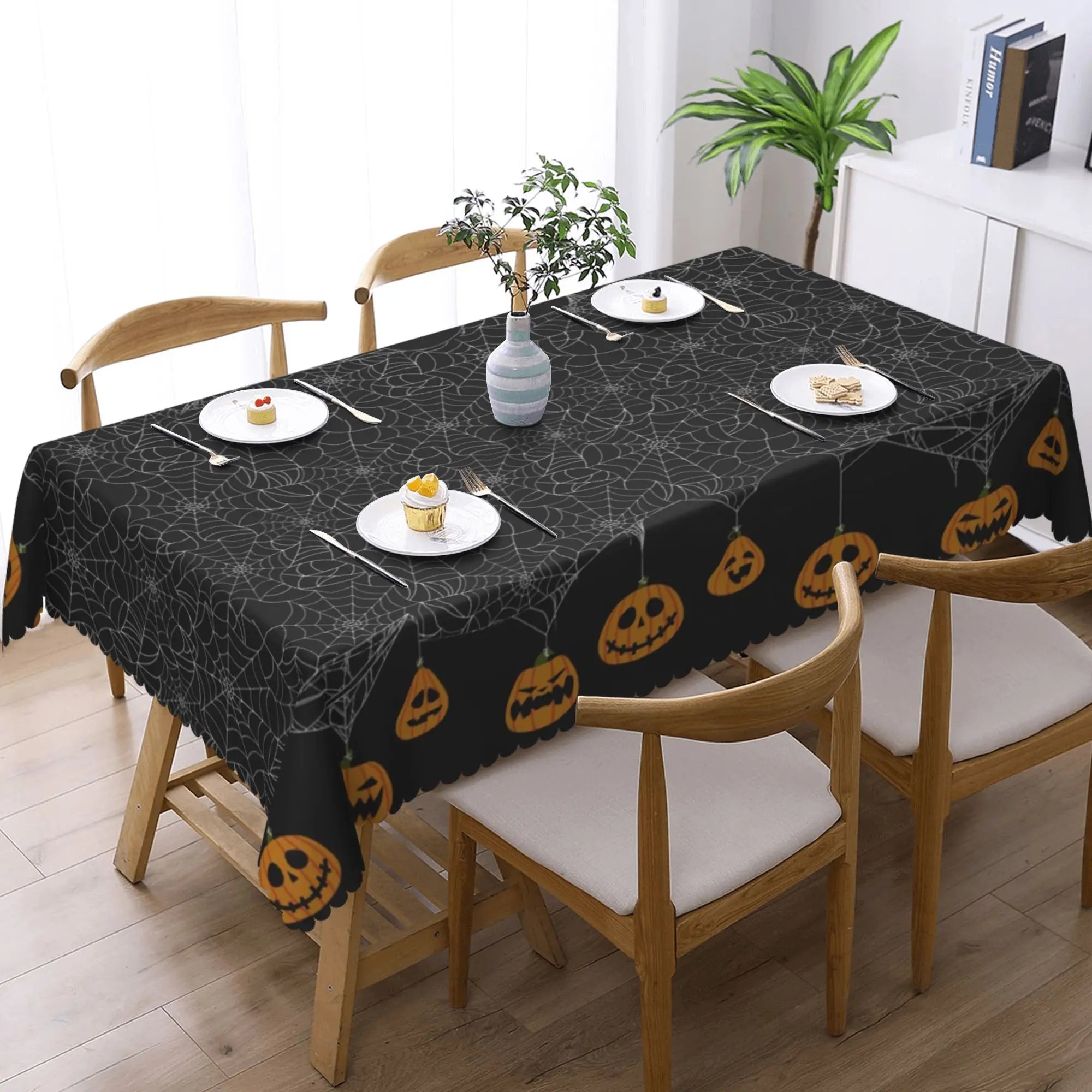 Nappe Ronde d'Halloween Noire à Toiles et Citrouilles – Image 6