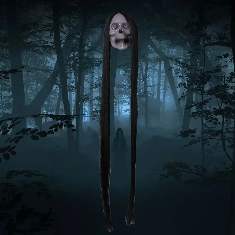 Tête de Mort d'Halloween à Yeux Rouges et Cheveux Noirs – Image 4