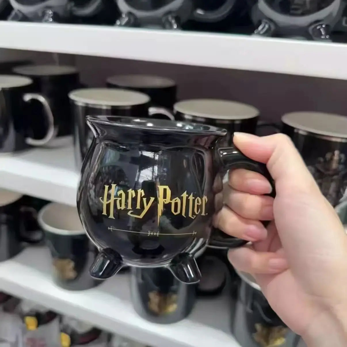 Tasse Chaudron Harry Potter Noire et Dorée – Image 4
