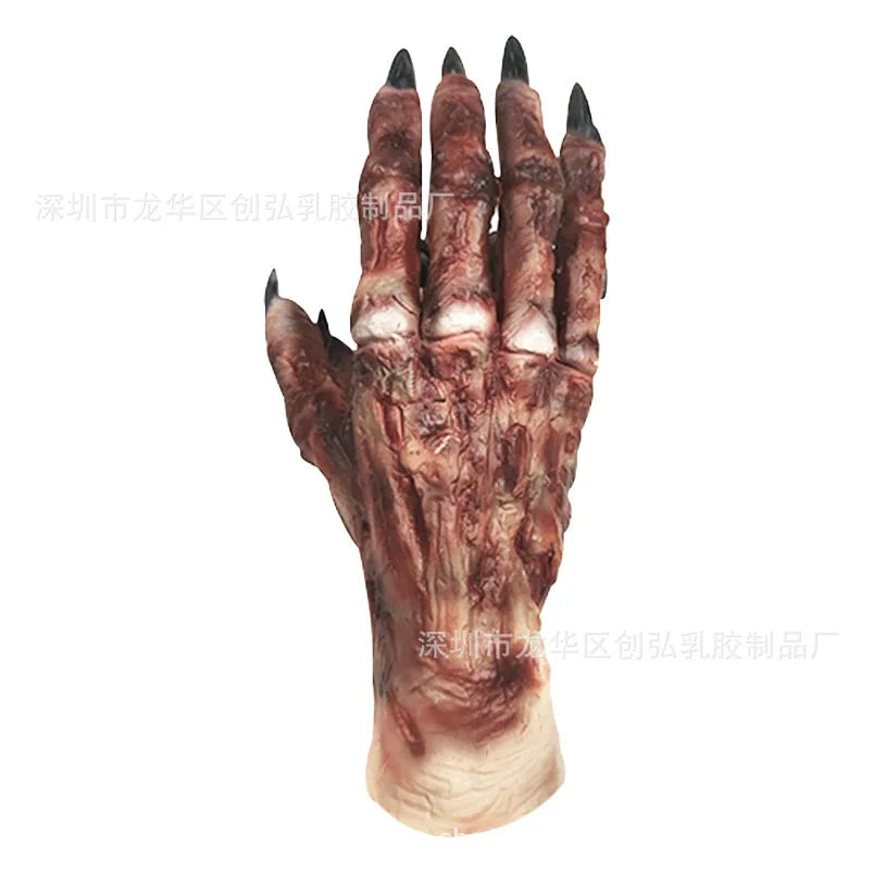Mains d'Horreur de Zombie en Latex Sanguinolent – Image 3