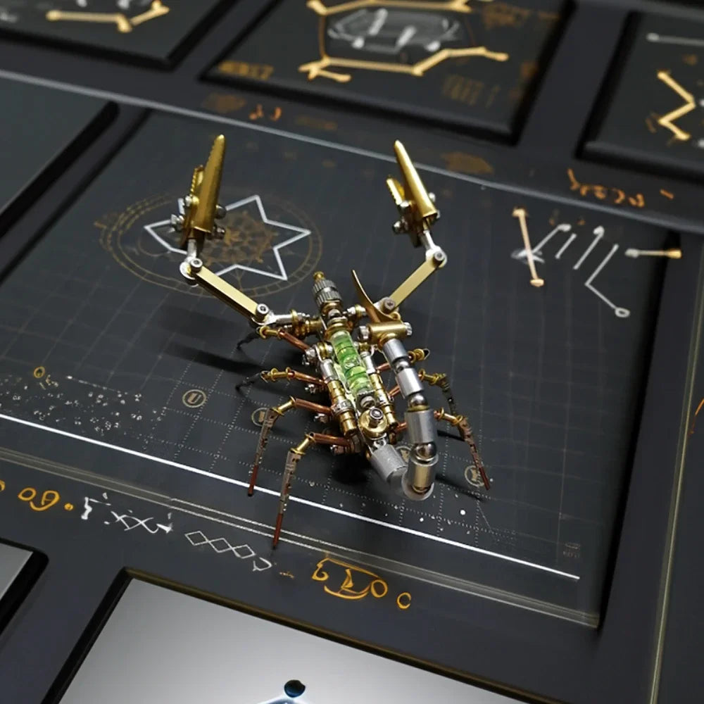 Sculpture Araignée Steampunk en Métal Doré – Image 2