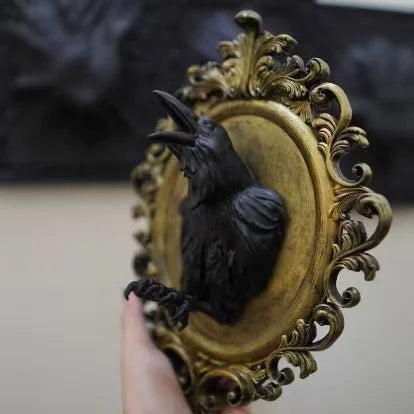 Décoration Murale de Chauve-Souris Noire en Cadre Doré Ancien – Image 10