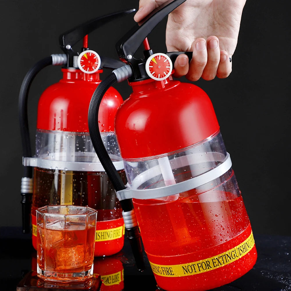 Distributeur à Boissons en Forme d'Extincteur Rouge