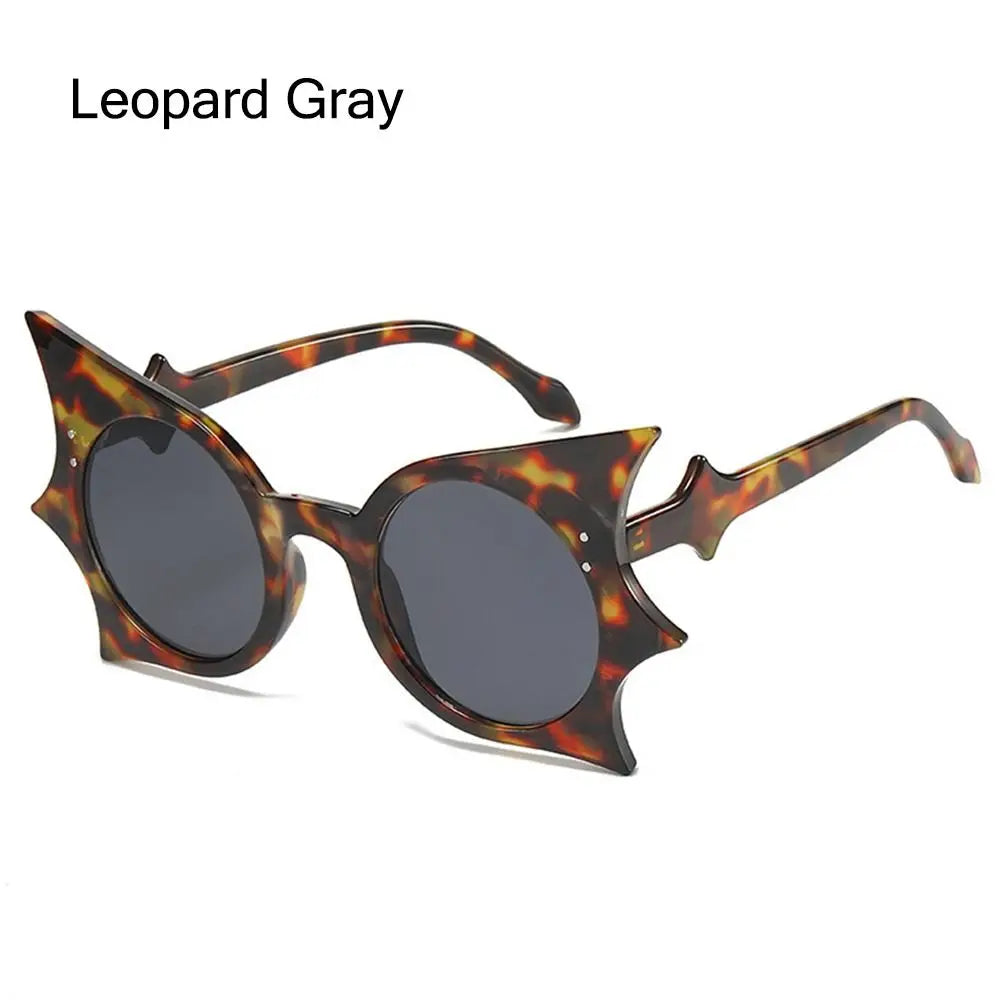 Lunettes de Soleil à Ailes de Chauve-Souris Noires Gothiques – Image 9