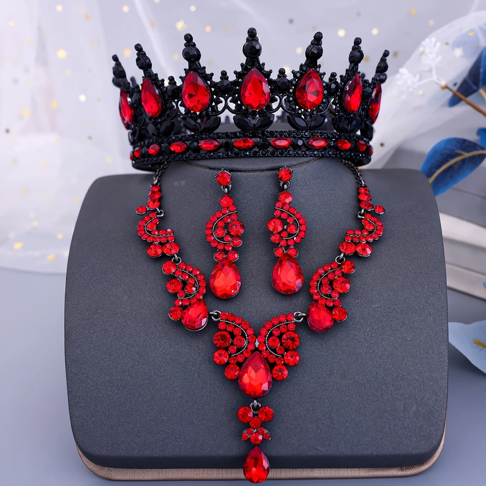 Parure Noire Couronne, Collier et Boucles Goutte – Image 12