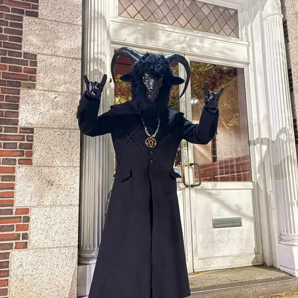 Masque de Bouc Noir en Fausse Fourrure à Cornes – Image 5