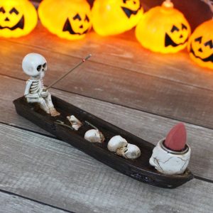 Porte-Encens en Résine Squelette Pêcheur de Crânes